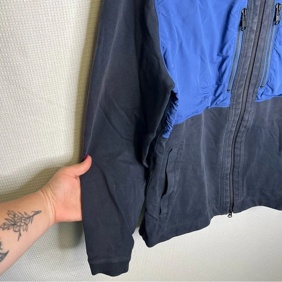 Lululemon Men’s Dispatch Full Zip Hoodie Jacket Blue And Navy Running‎ Active XL - Picture 2 of 7